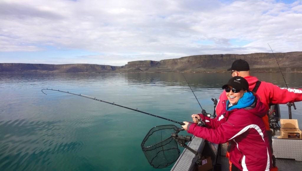 Walleye Fishing Banks Lake Washington BC Fishn